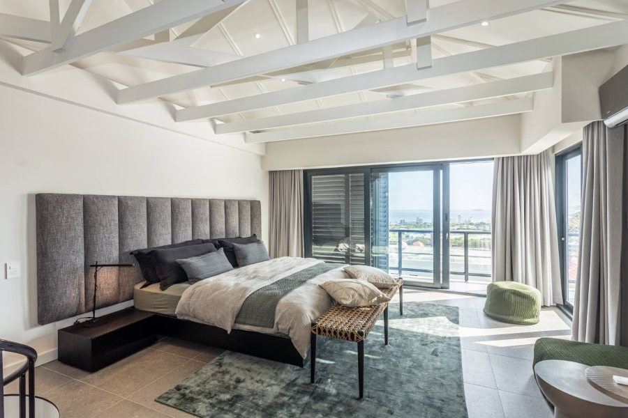 2 Bedroom Property for Sale in Green Point Western Cape